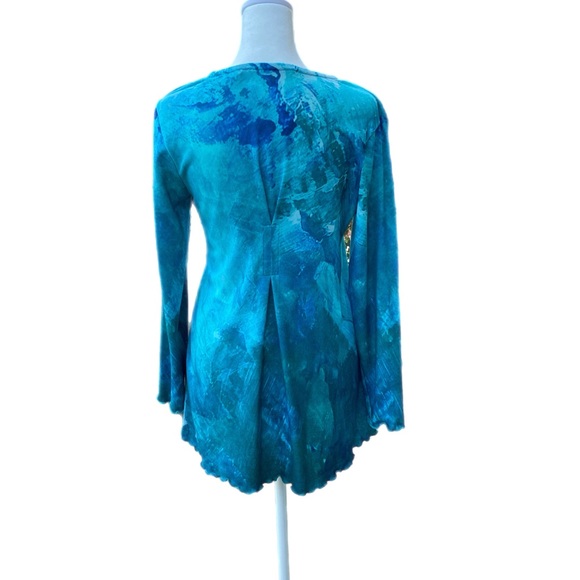 Soft Surroundings Blue V-Neck Top Size PXS With Buttons And Ruffled Hemline - Picture 3 of 11